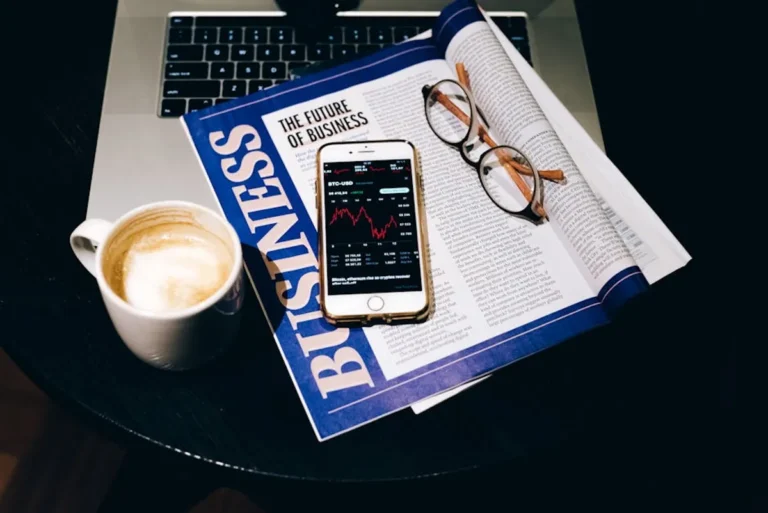 newsreverse.com Guide: Trust Signals, User Intent, and Online Visibility: For Kitchen Brands
