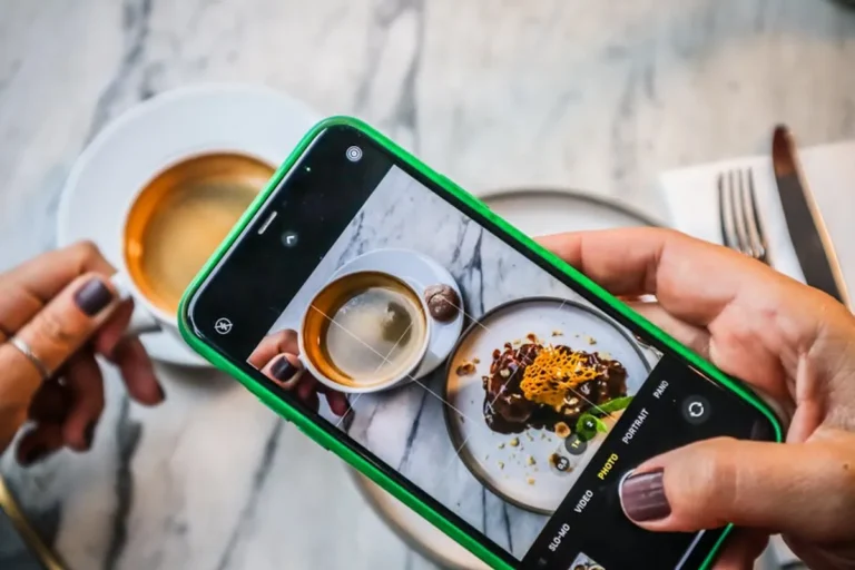 What food bloggers Can Learn From the Search Demand Around Nadine Caridi